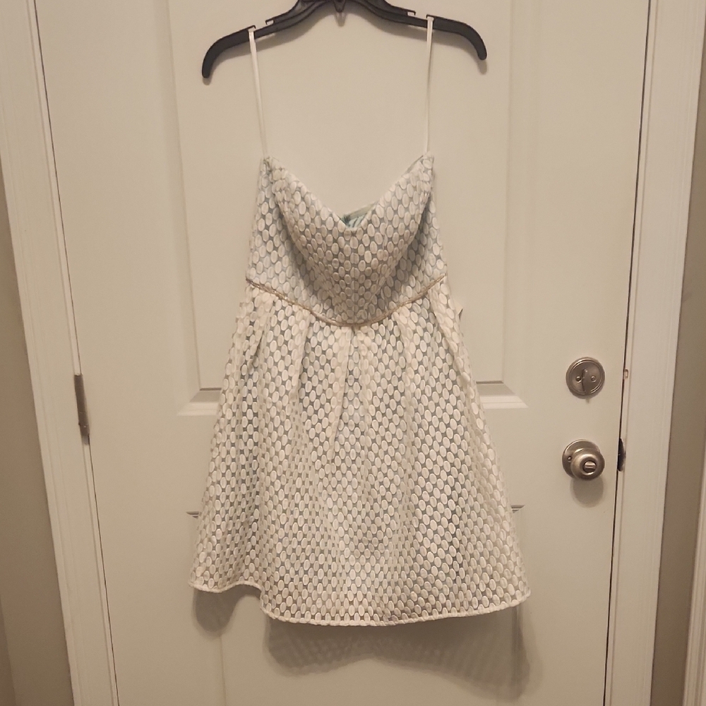 Chic Strapless A Line Mini Dress